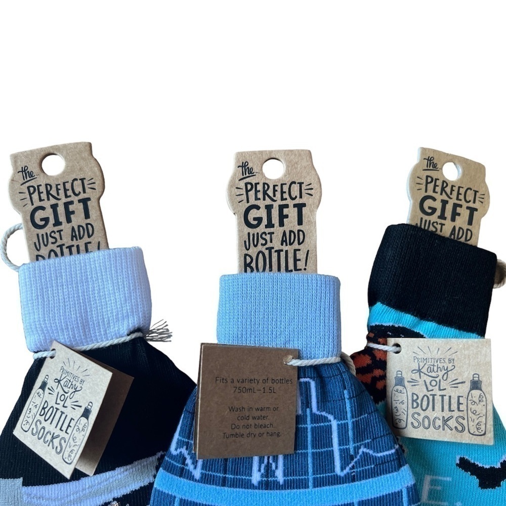 Decorative Knit Bottle Socks, Bags for Bottles Wine Liquor - Set of 3 NWT - Picture 4 of 5